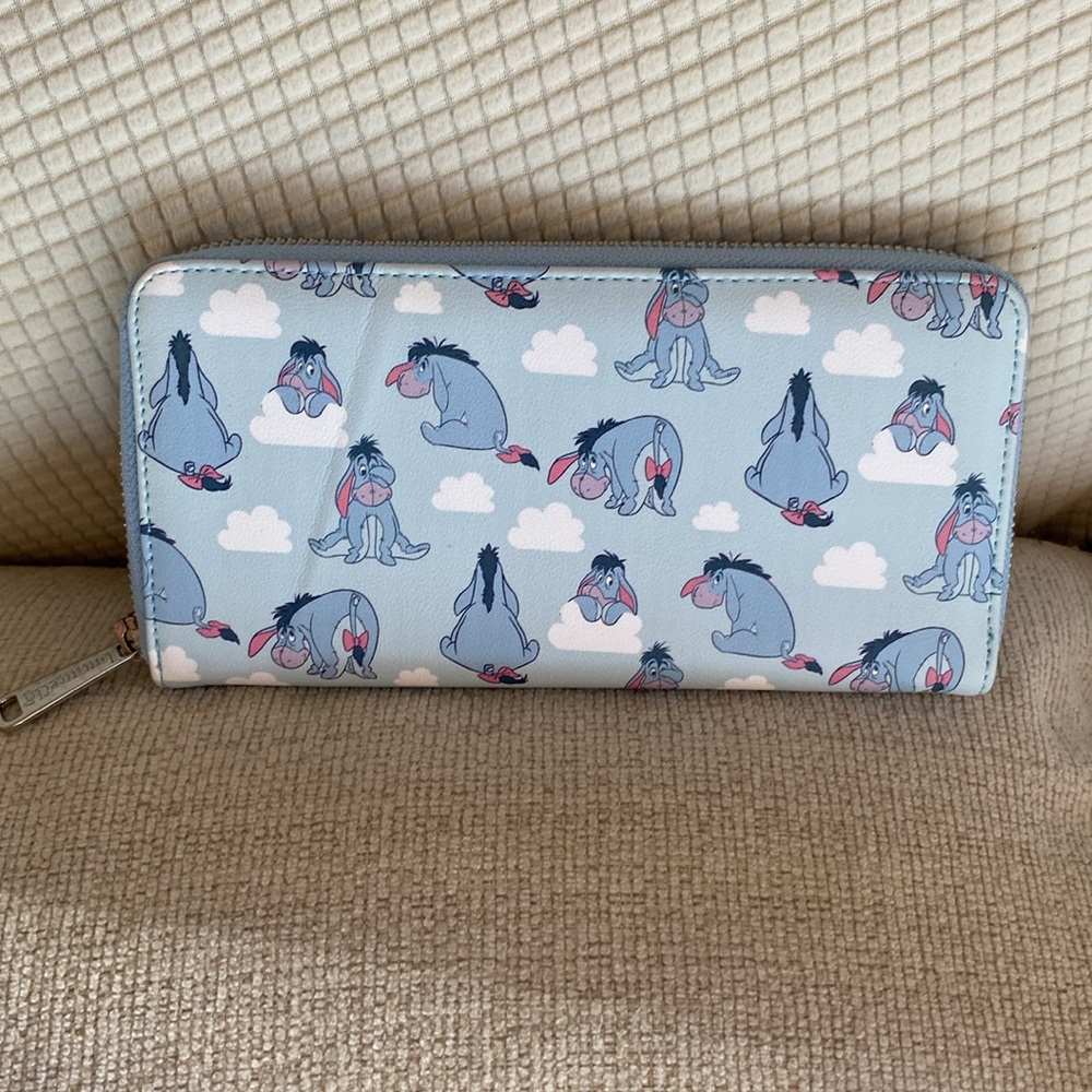 Disney Loungefly Eeyore Wallet Hard Tag Silver hardware - Picture 6 of 8